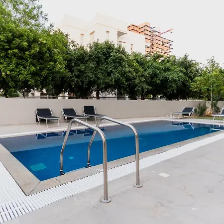 Marvellous Balcony Views From This Vacation Home On Top Of The World All Yours * ليماسول