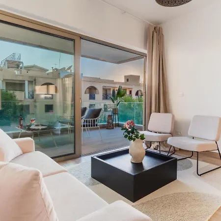 Marvellous Balcony Views From This Vacation Home On Top Of The World All Yours * Limassol